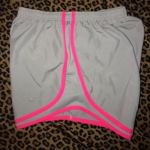Grey/Pink Nike Shorts 💗